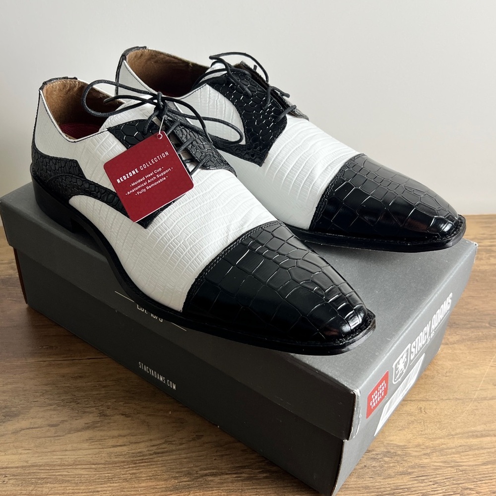 Stacy Adams Two-Tone Black and White Oxfords
